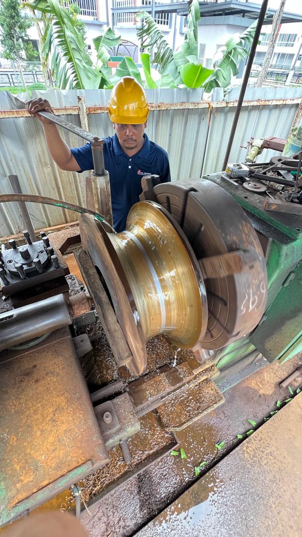 Rolled Steel Plate Machining Services for Industrial Applications